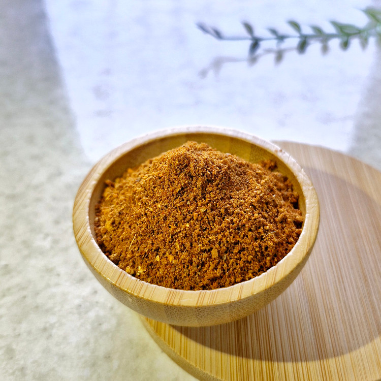 ادویه گوجه ترکیبی و مغزدار و خوش طعم