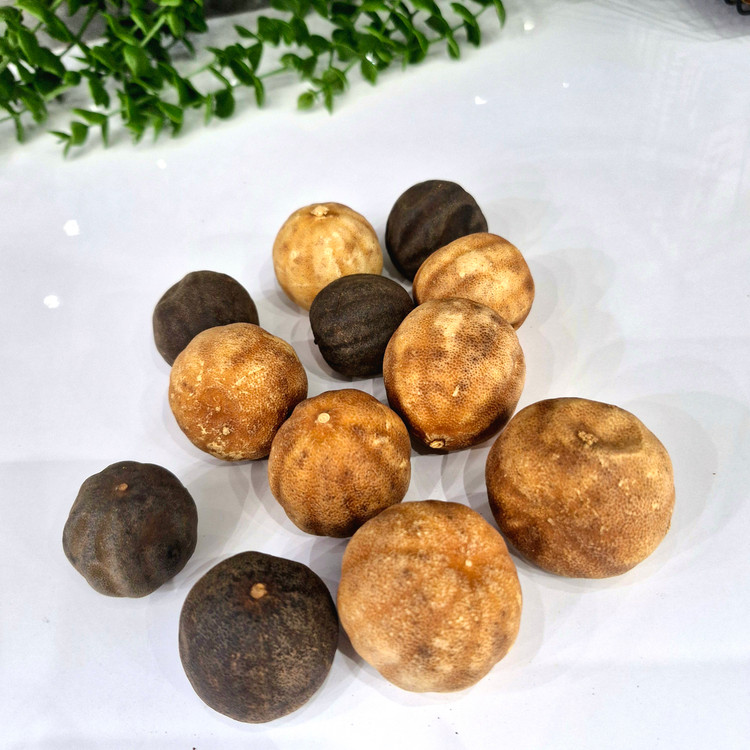 لیموعمانی درسته خشک و ترش
